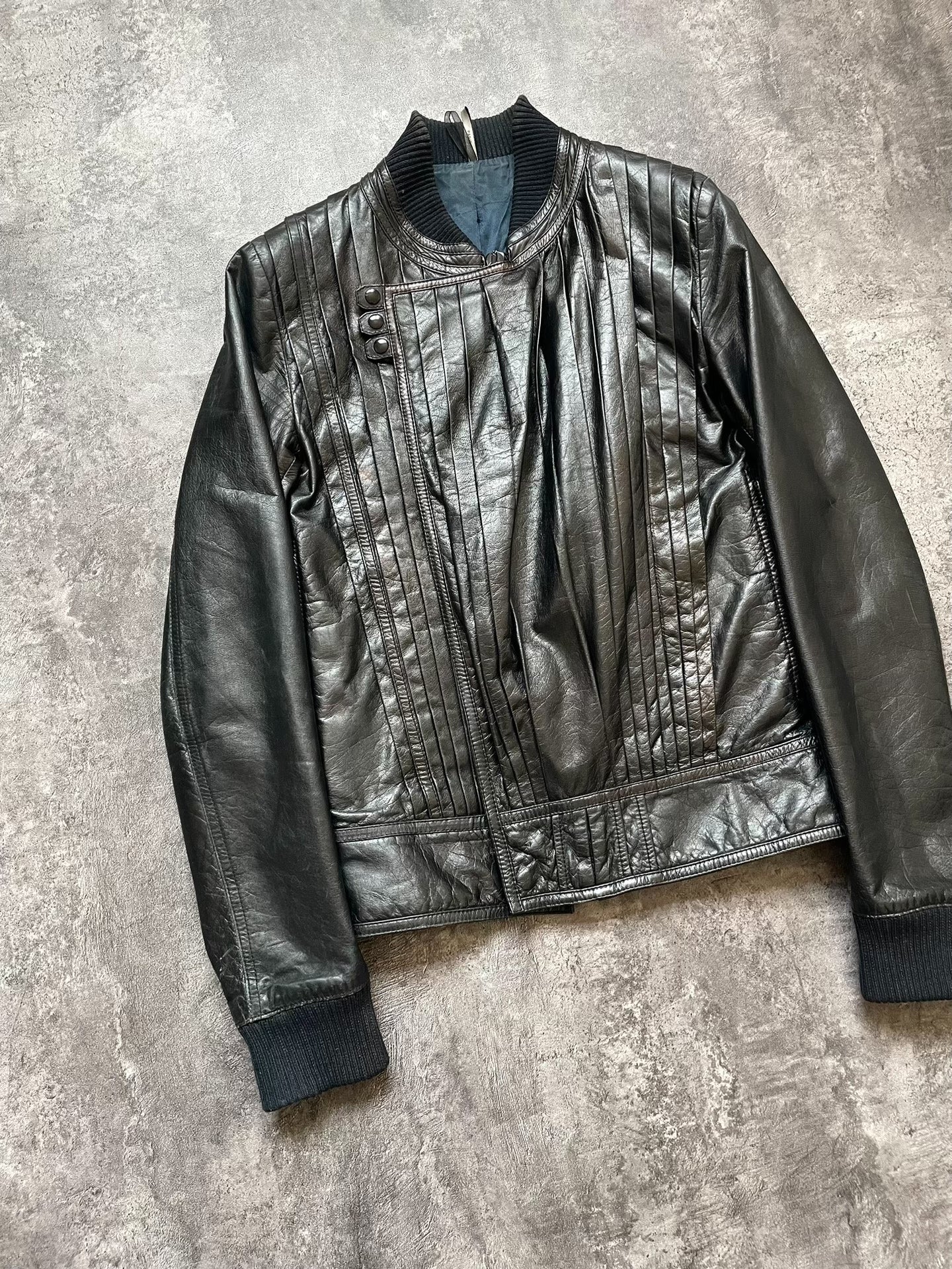 Dior Homme Spring/Summer 2009 Runway Accordion Pleated Cracked Leather Jacket