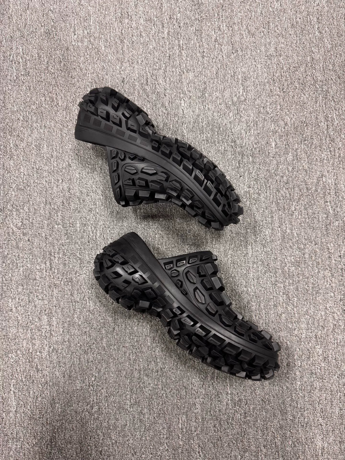 Balenciaga DEFENDER Black Tire Sandals