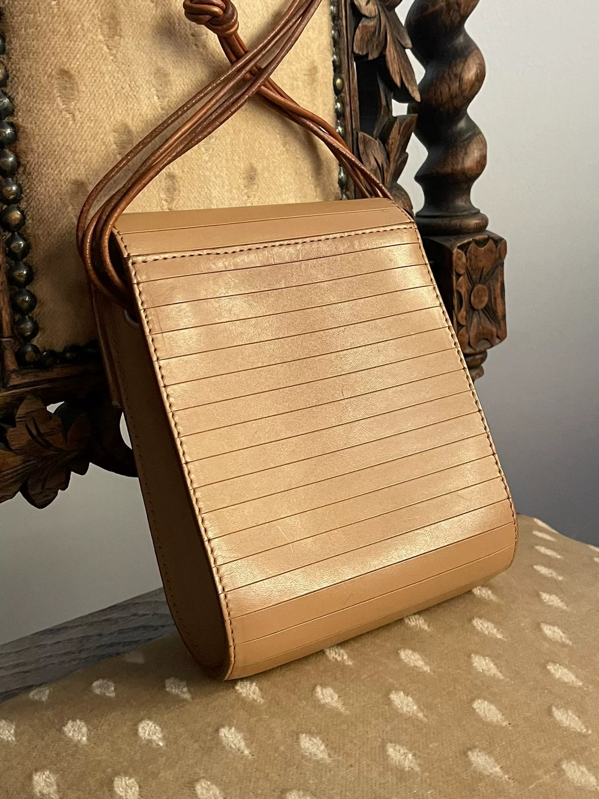 Alexander McQueenOriginal Bamboo‑Pattern Leather Shoulder Bag