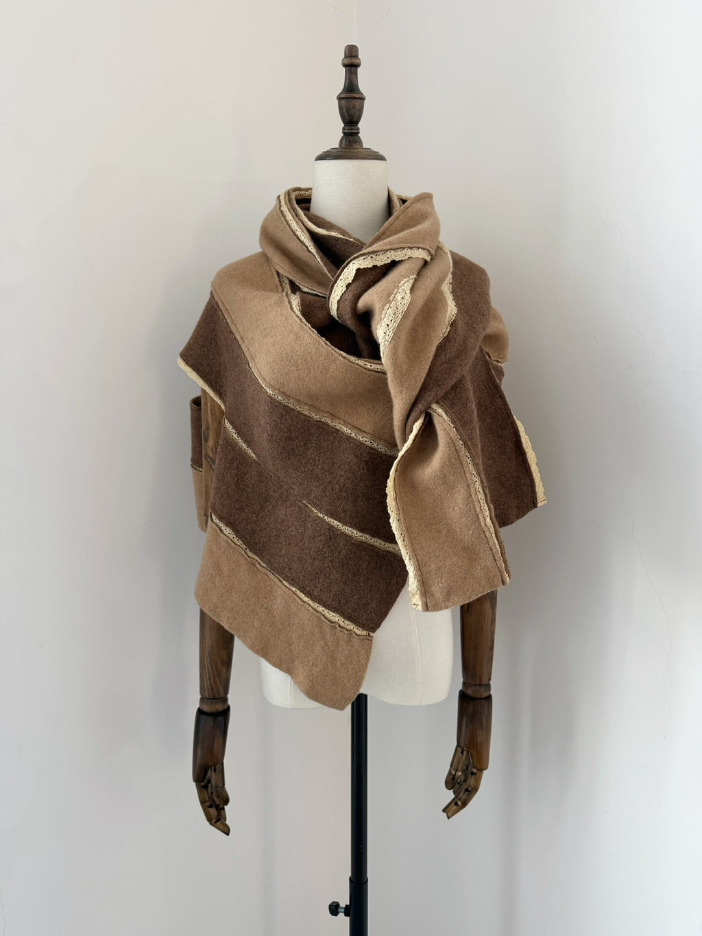 Comme Des Garcons Rei Kawakubo 2005 Tricot line deformed cape top