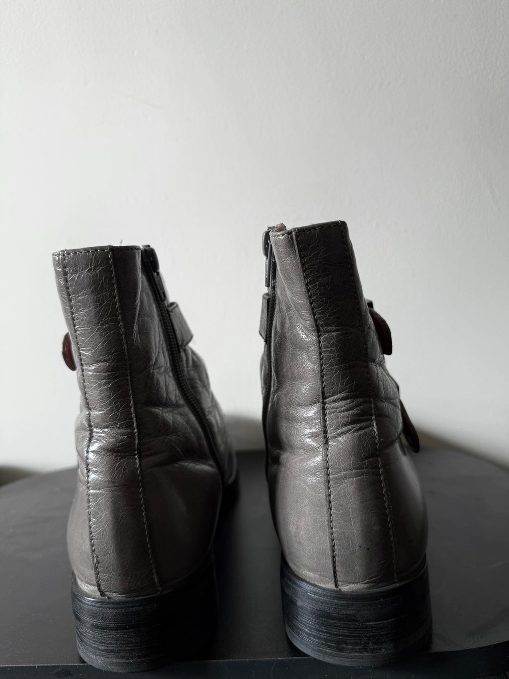 Gucci 00s Gray Lace-Up Boots