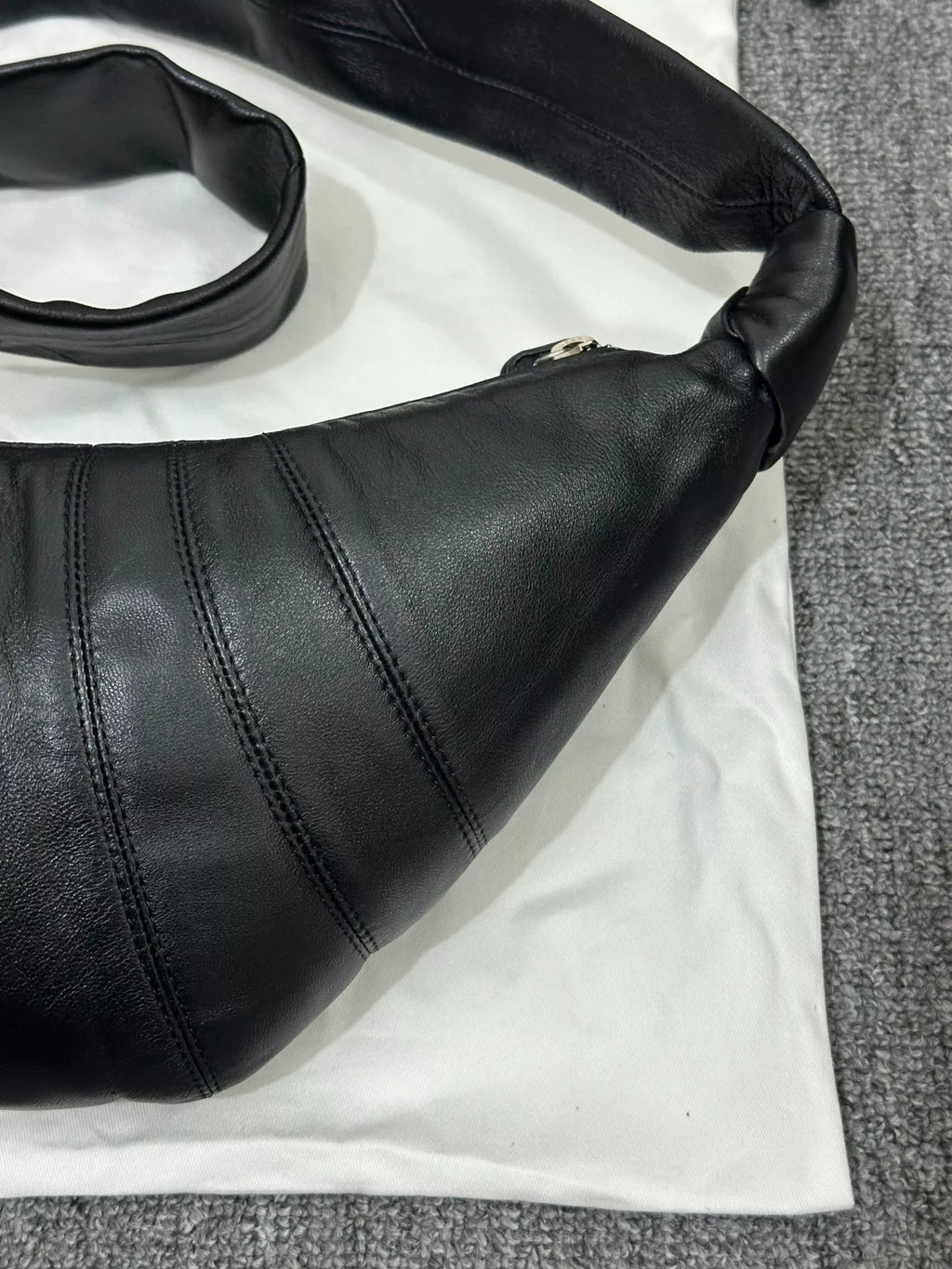 Lemaire Black Sheepskin Croissant 26SS Pocket Bag