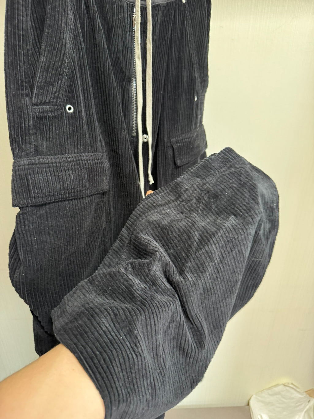 Rick Owens cargo bela velvet material
