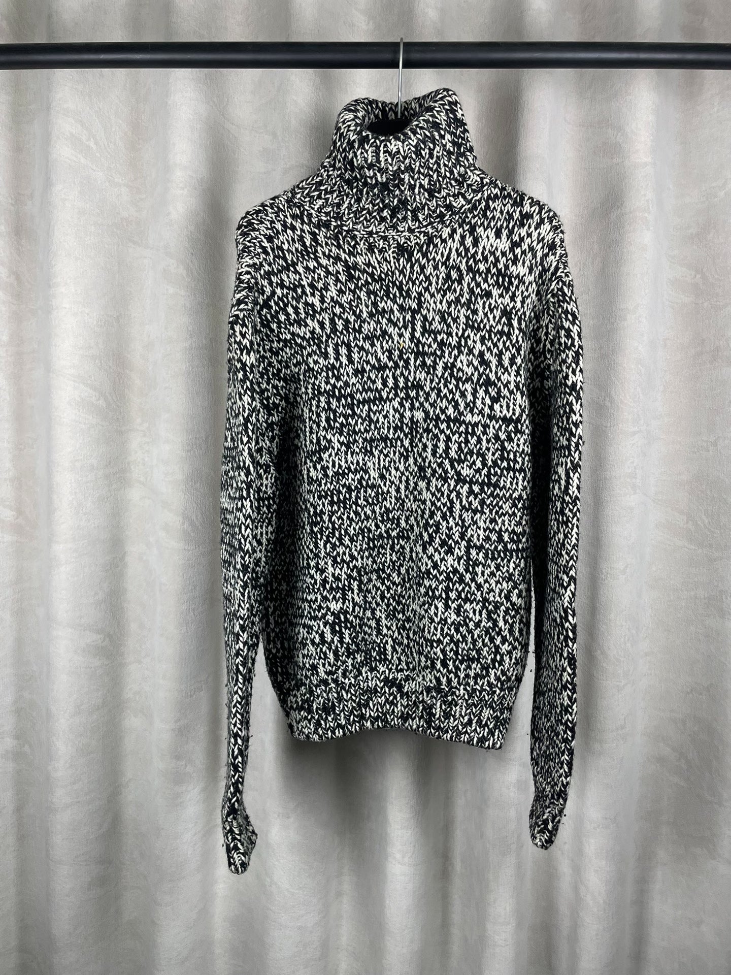 Saint Laurent 17FW Black White Knit Snowflake Turtleneck Sweater