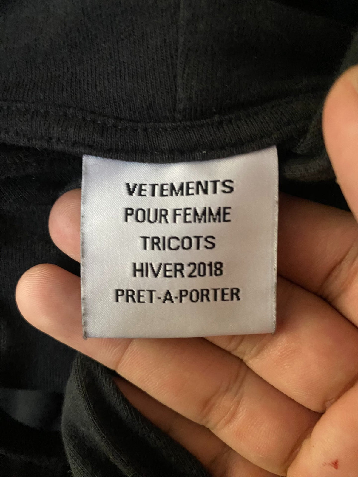 Vetements 18SS Blood-Drop Sanskrit Sweatshirt
