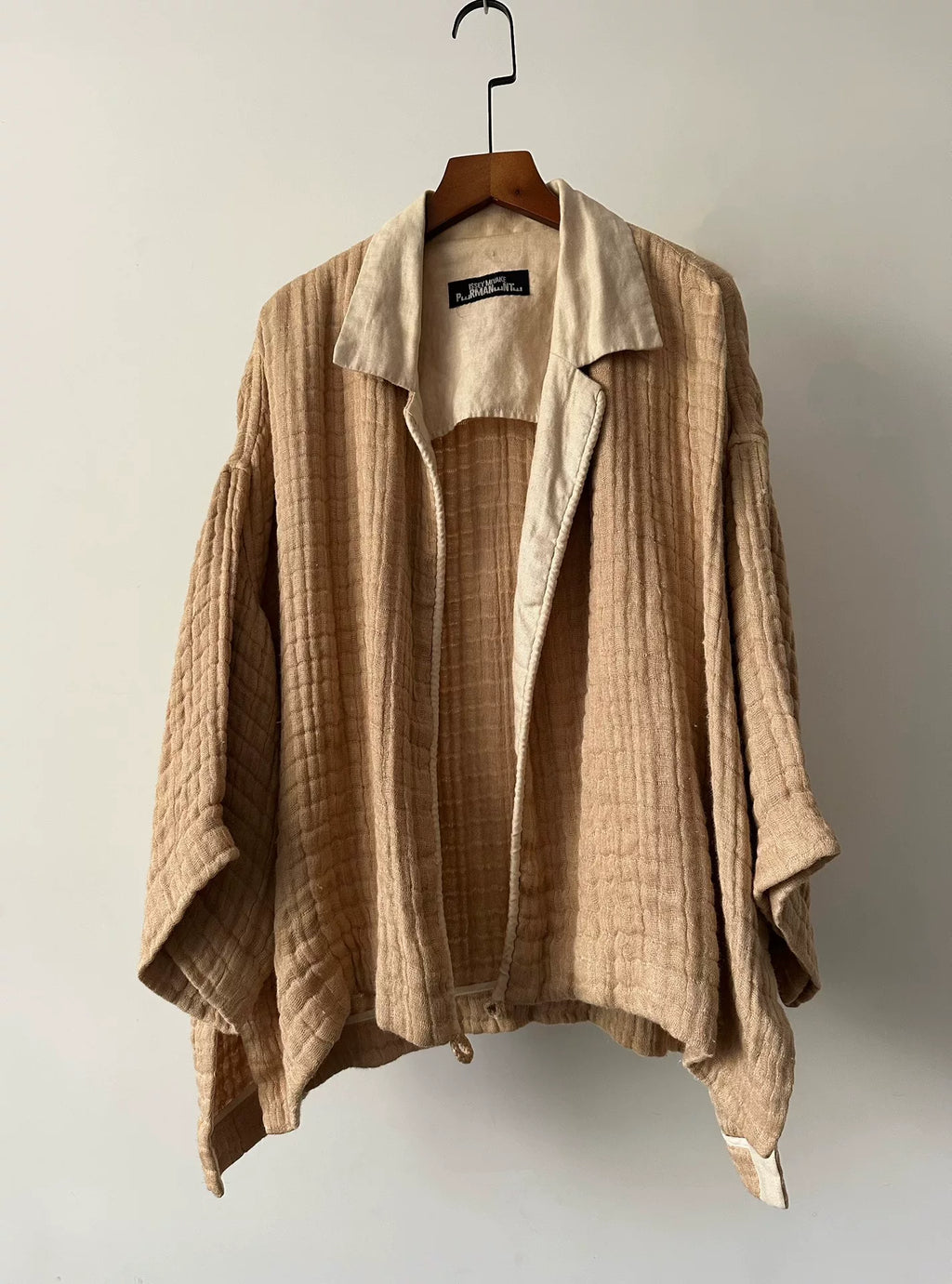 Issey Miyake 1991 Permanente line Top