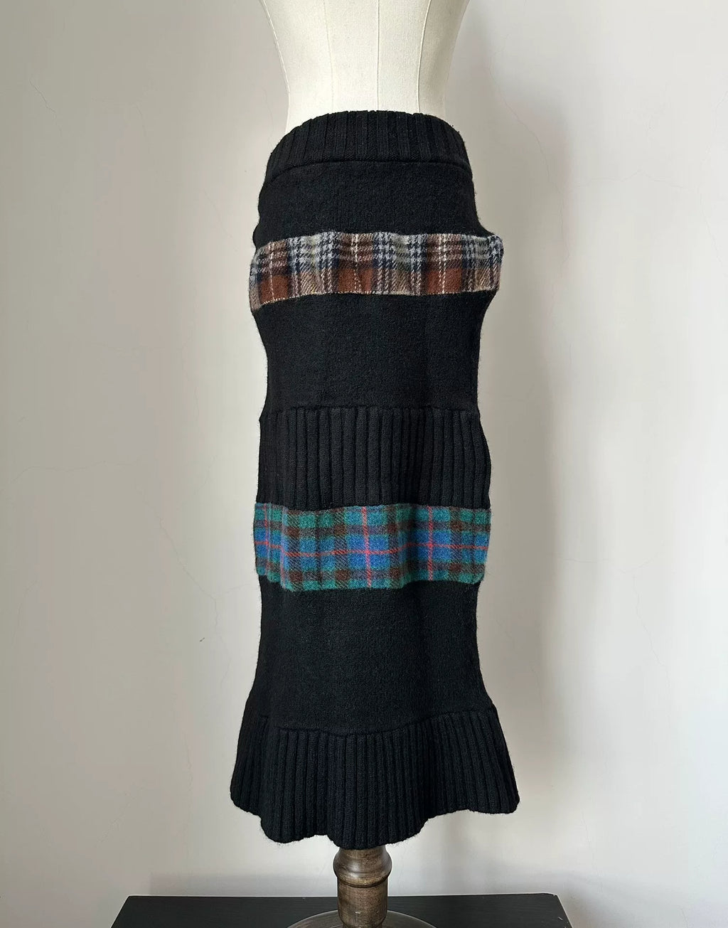 Comme Des Garcons 2000 Midi Plaid Wool Skirt