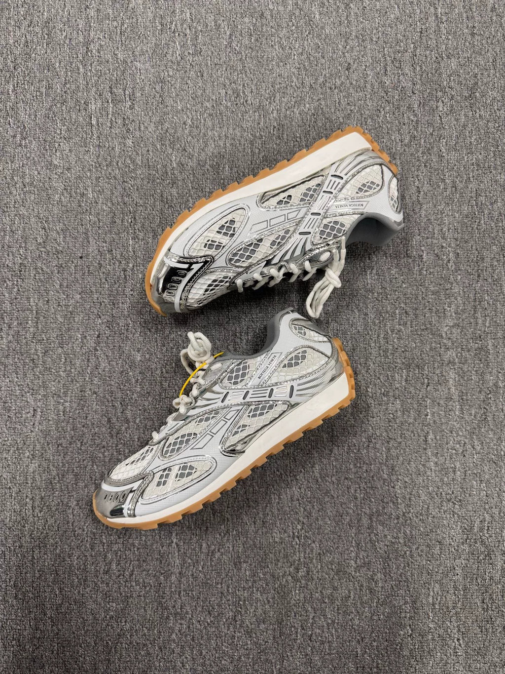 Bottega Veneta Orbit Grey Low-Top Casual Sneakers