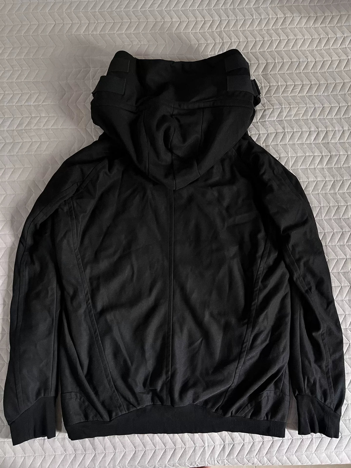 Julius_7 Extra-Large Space Hat Hoodie Jacket