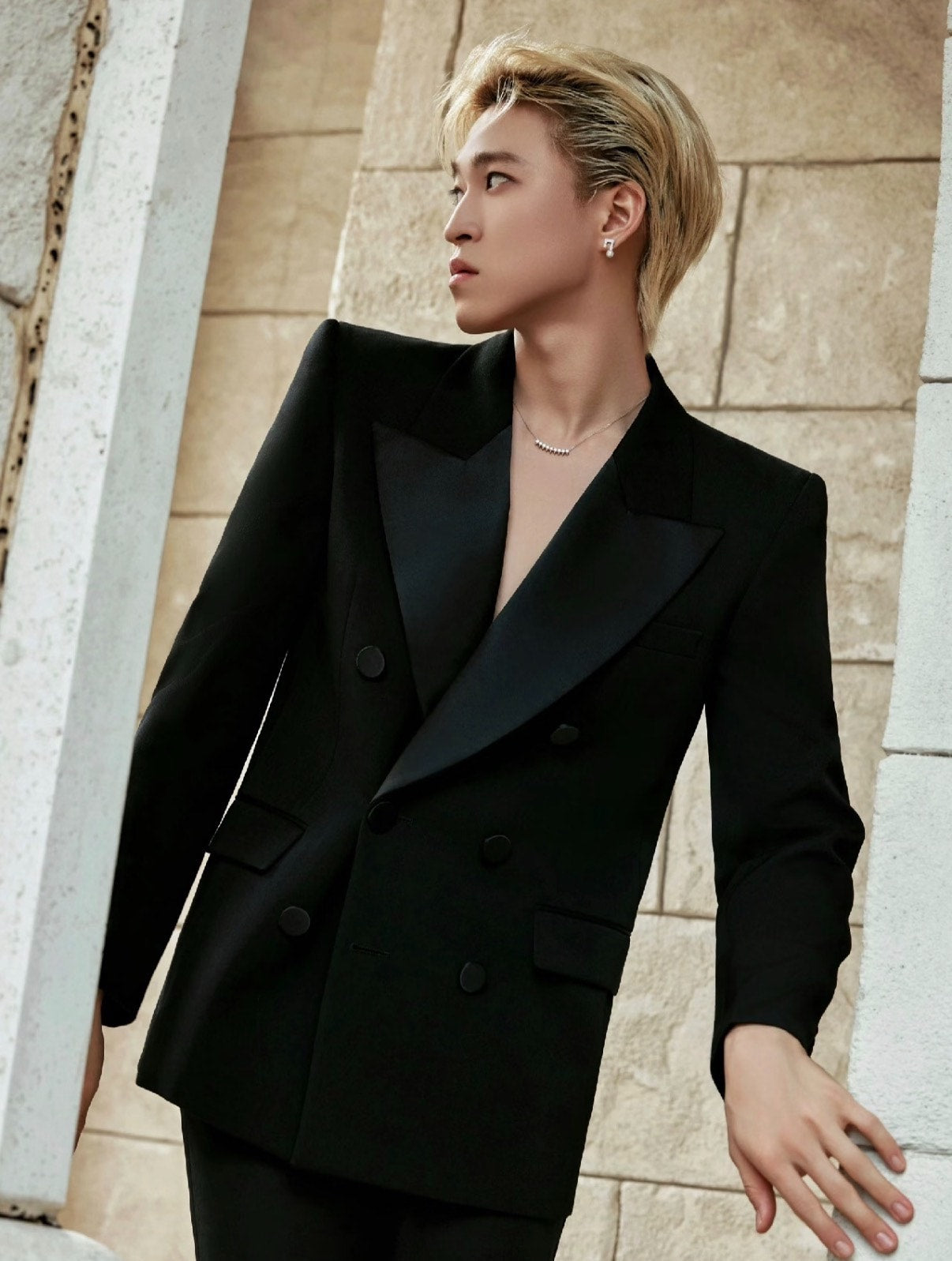 Saint Laurent Slp23fw Black Double-Breasted Tuxedo Jacket Suit