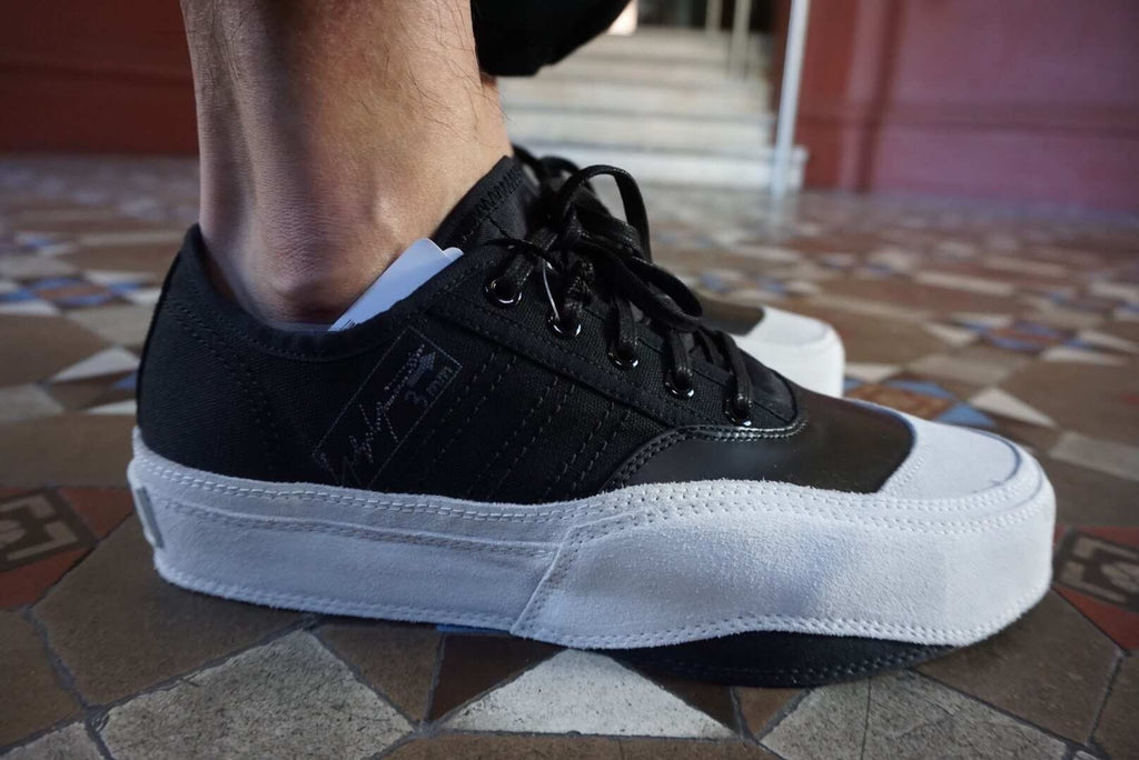 Yohji Yamamoto × Adidas Y3 Black Matchcourt Low Sneakers