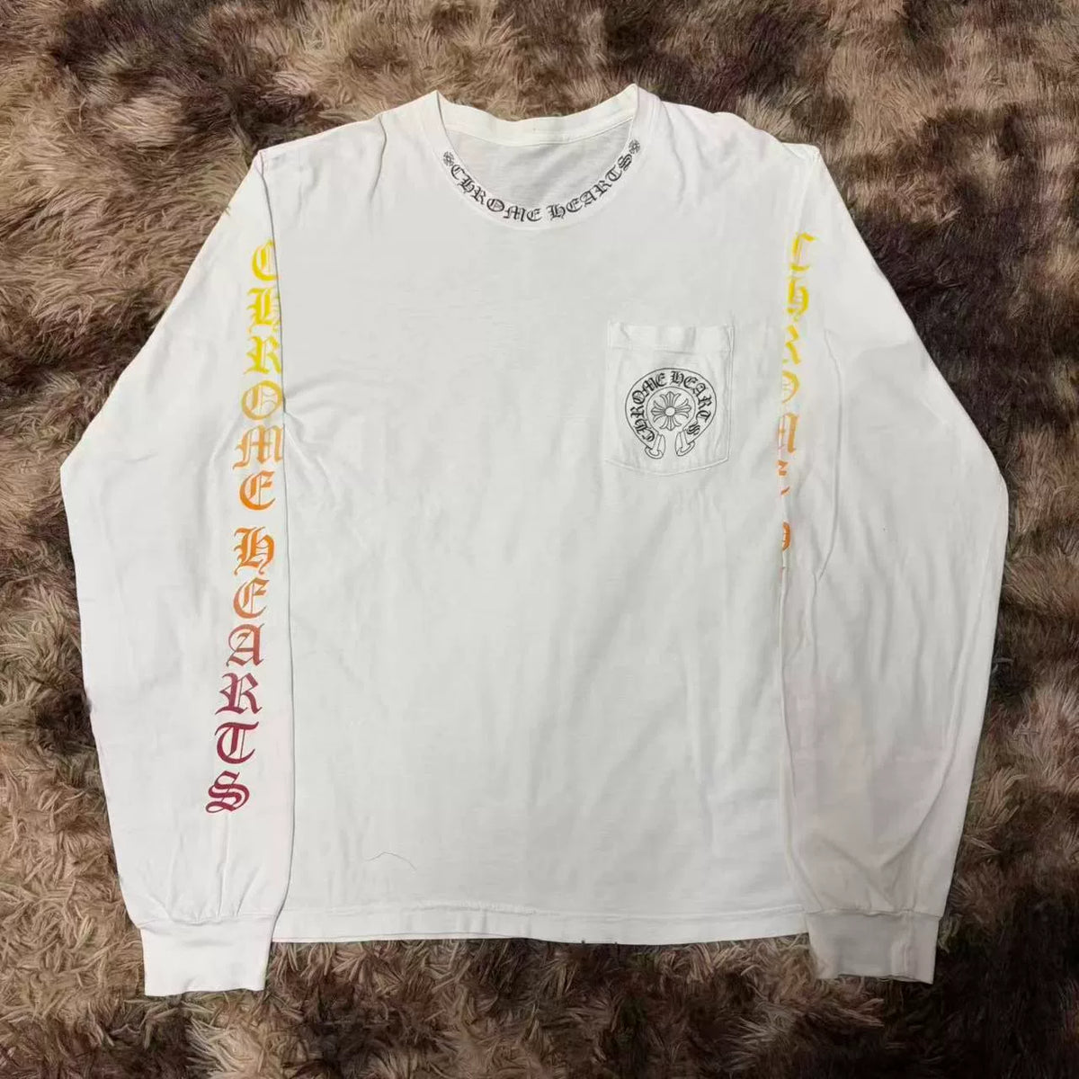 Chrome Hearts White Collar Letter Dazzling Qilin Arm Horseshoe Logo Long Sleeve Top