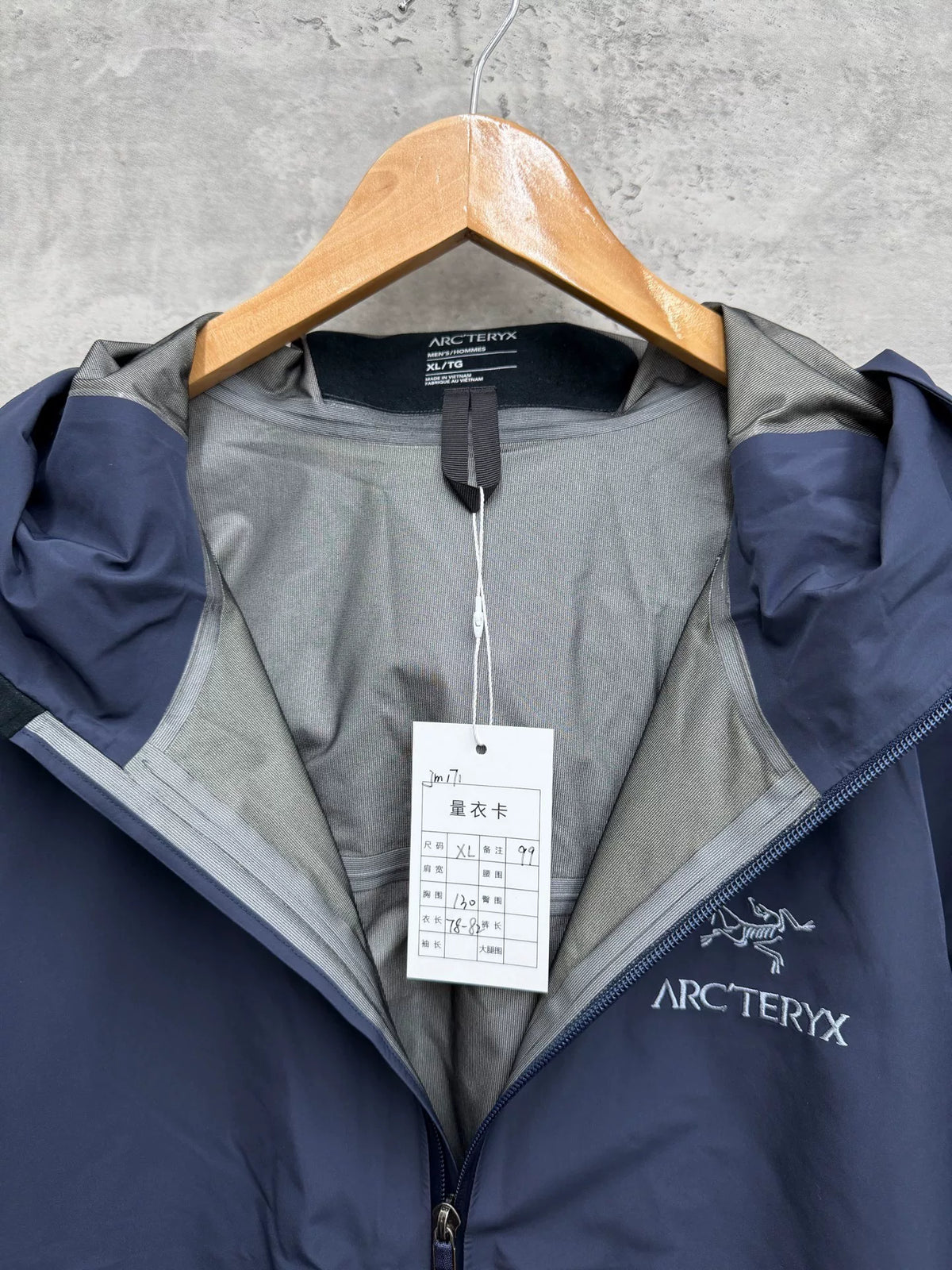 Arc'teryx BETA LT GORE-TEX Hard Shell Jacket