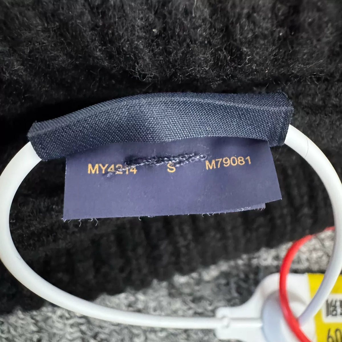 Louis Vuitton LV logo embroidered cashmere beanie