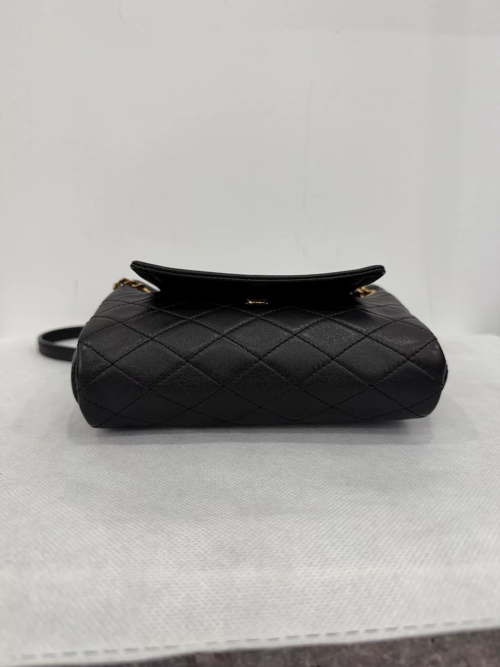 Saint Laurent Black Gold Plaid Chain Nolita Jm156 Crossbody Bag