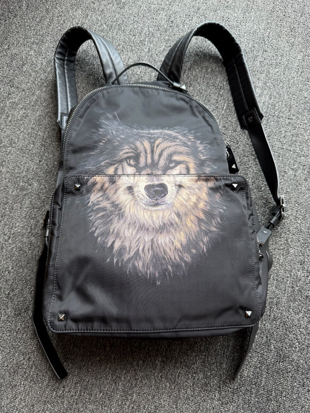 Valentino 15SS Garavani Wolf Backpack