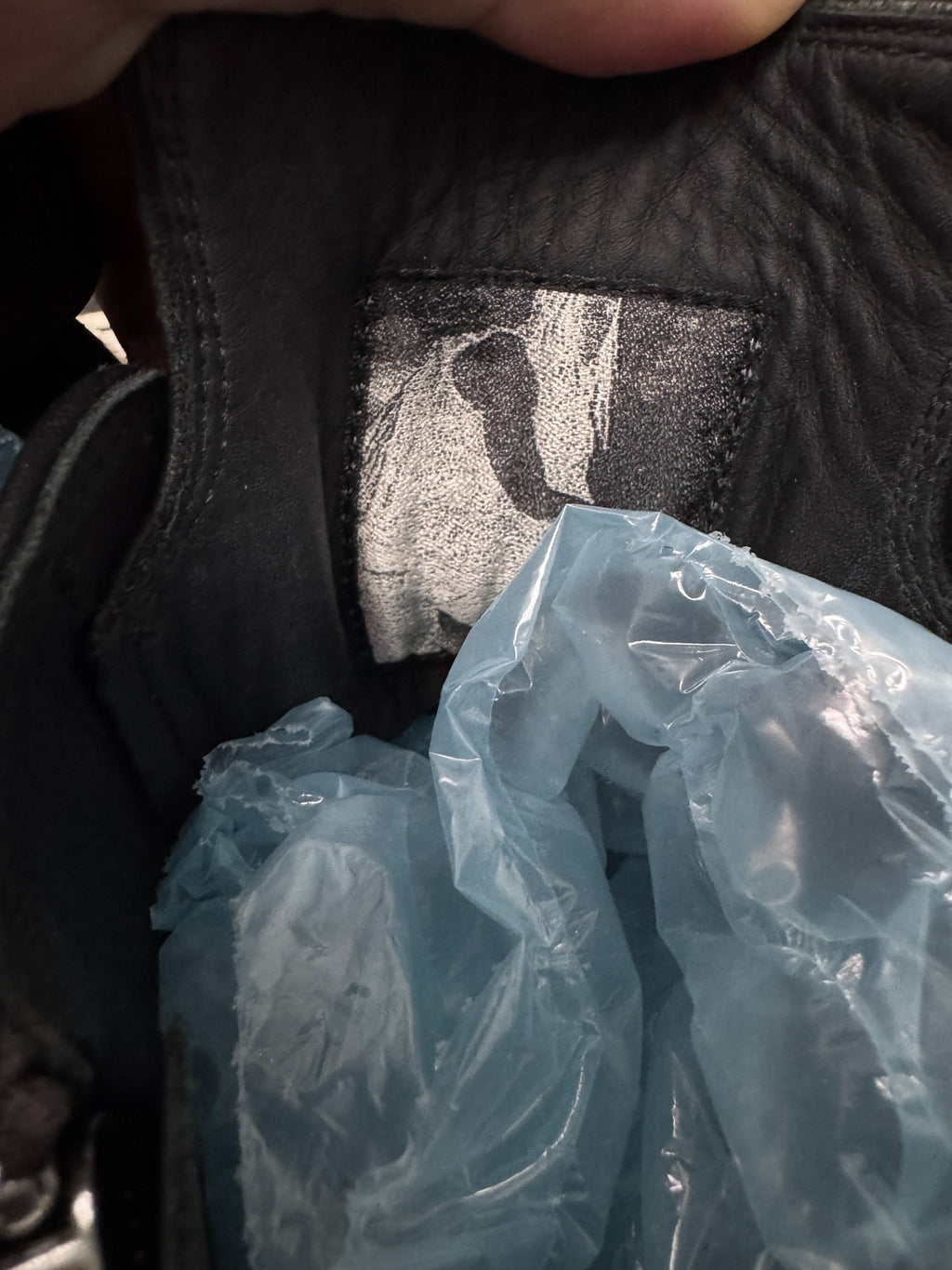 Rick Owens Shorts Leather High-Top Sneakers