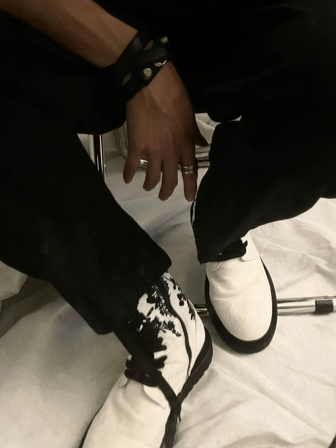 Ann Demeulemeester 14SS runway floral boots