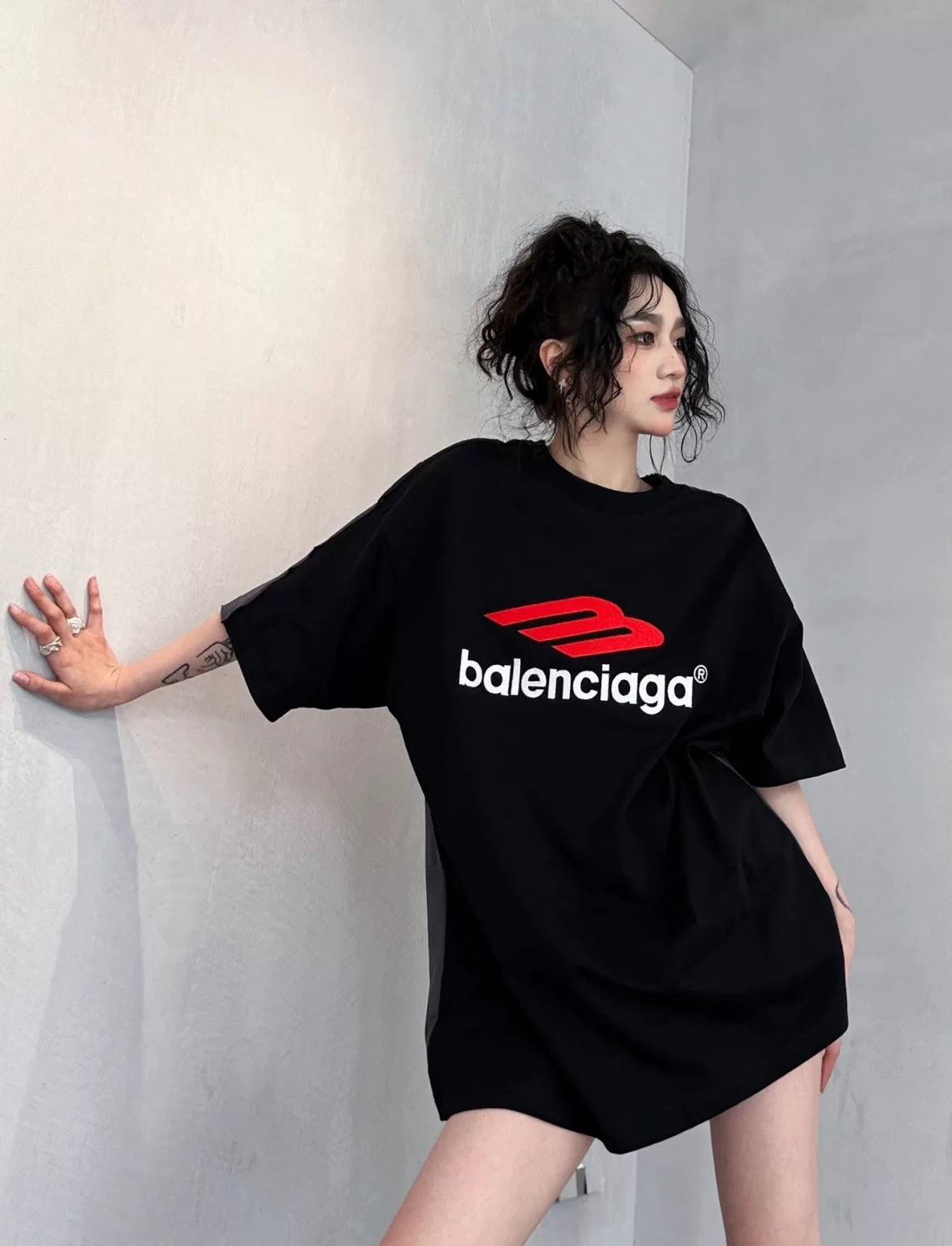 Balenciaga Tape-Panel 3B Racing Logo Short-Sleeve T-Shirt