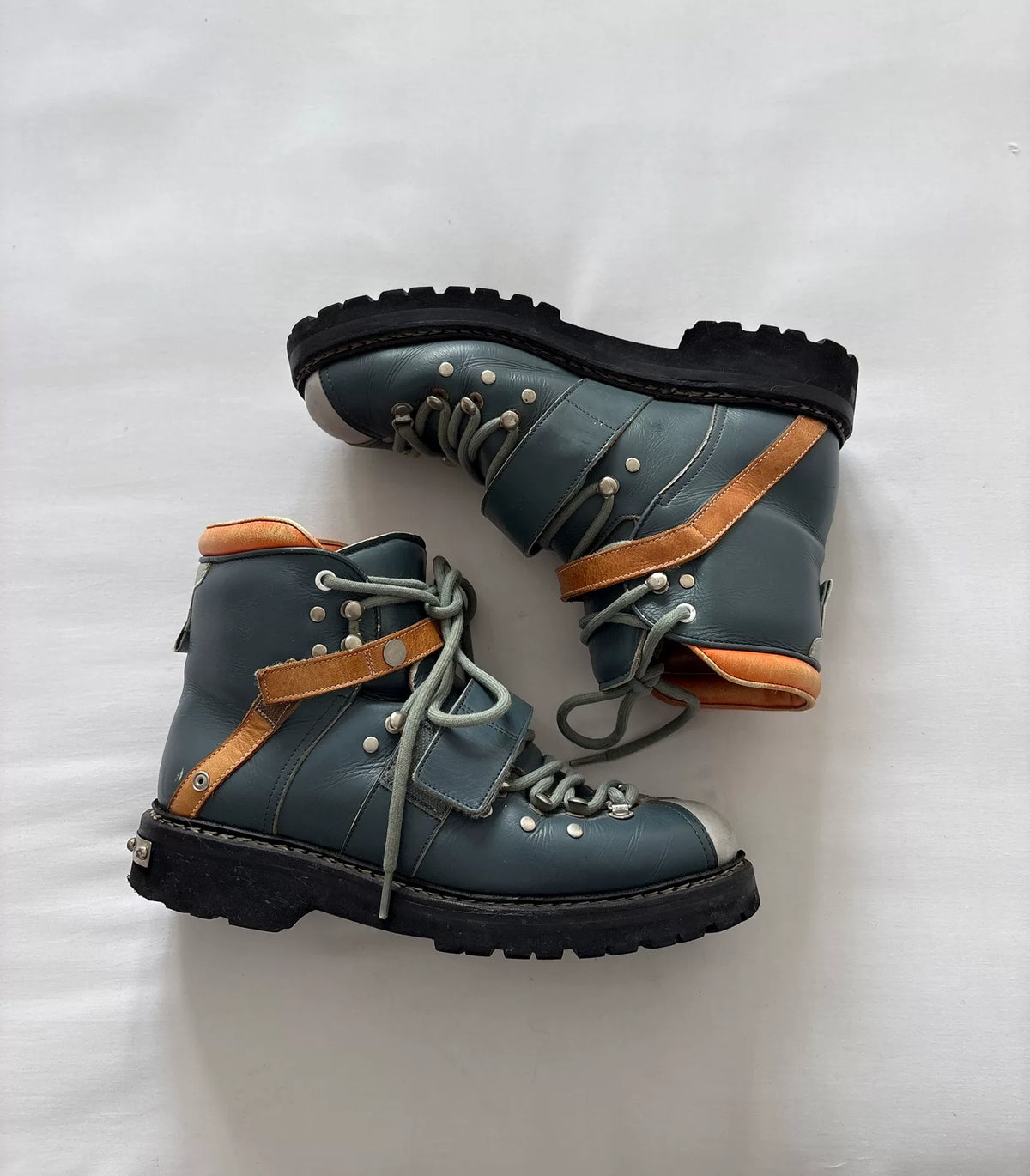 Undercover 10SS Vintage Less But Better Lace-Up Boots