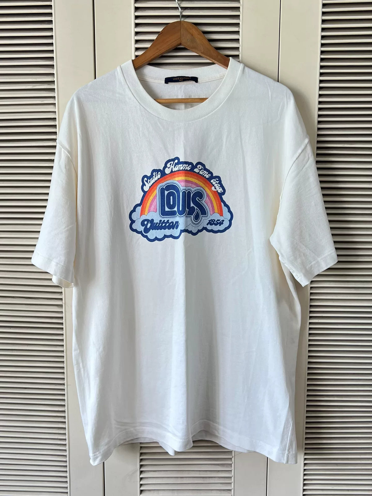 Louis Vuitton Men's T-Shirt Size