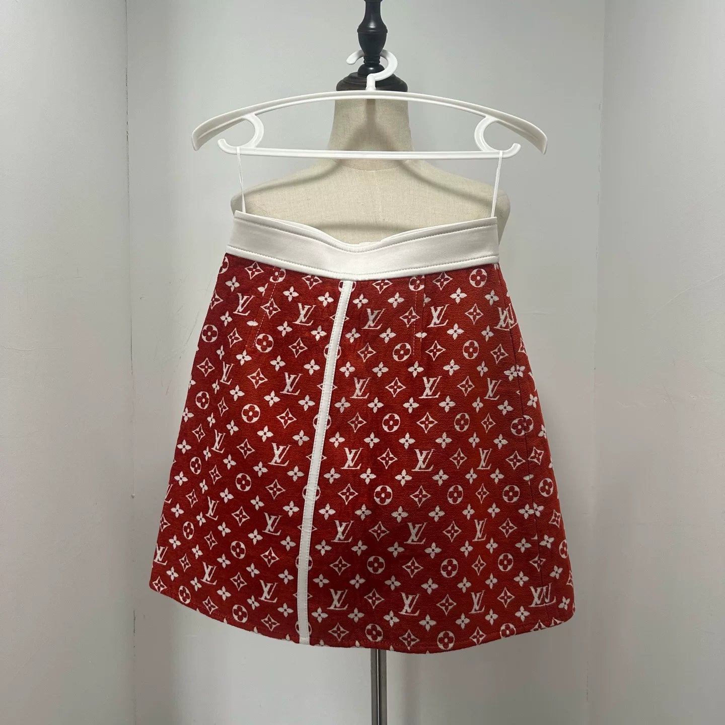 Louis Vuitton White Red All-Over Print Skirt