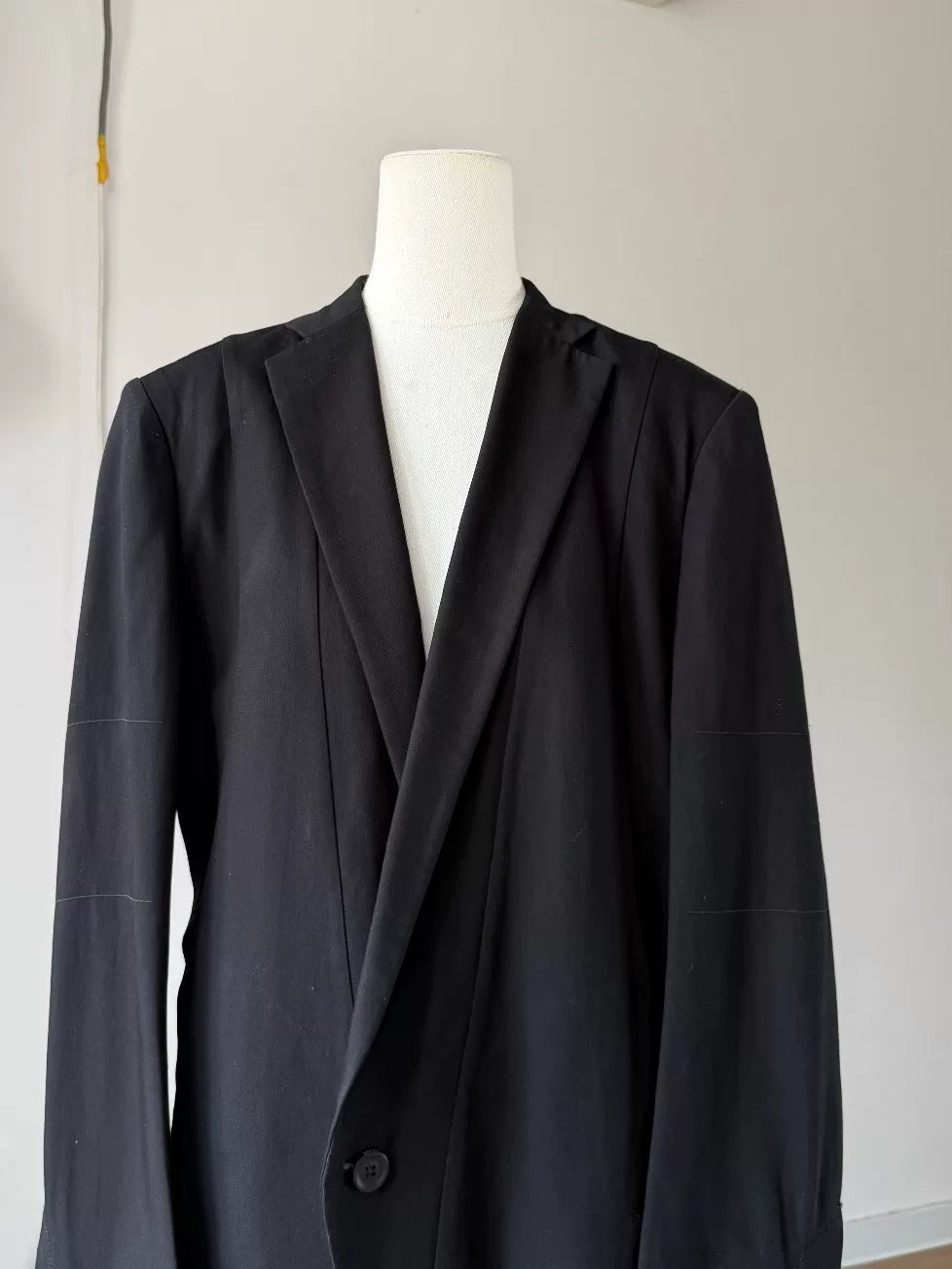 Julius SS16 Deconstructed Padded Shoulder Viscose Cotton Blazer
