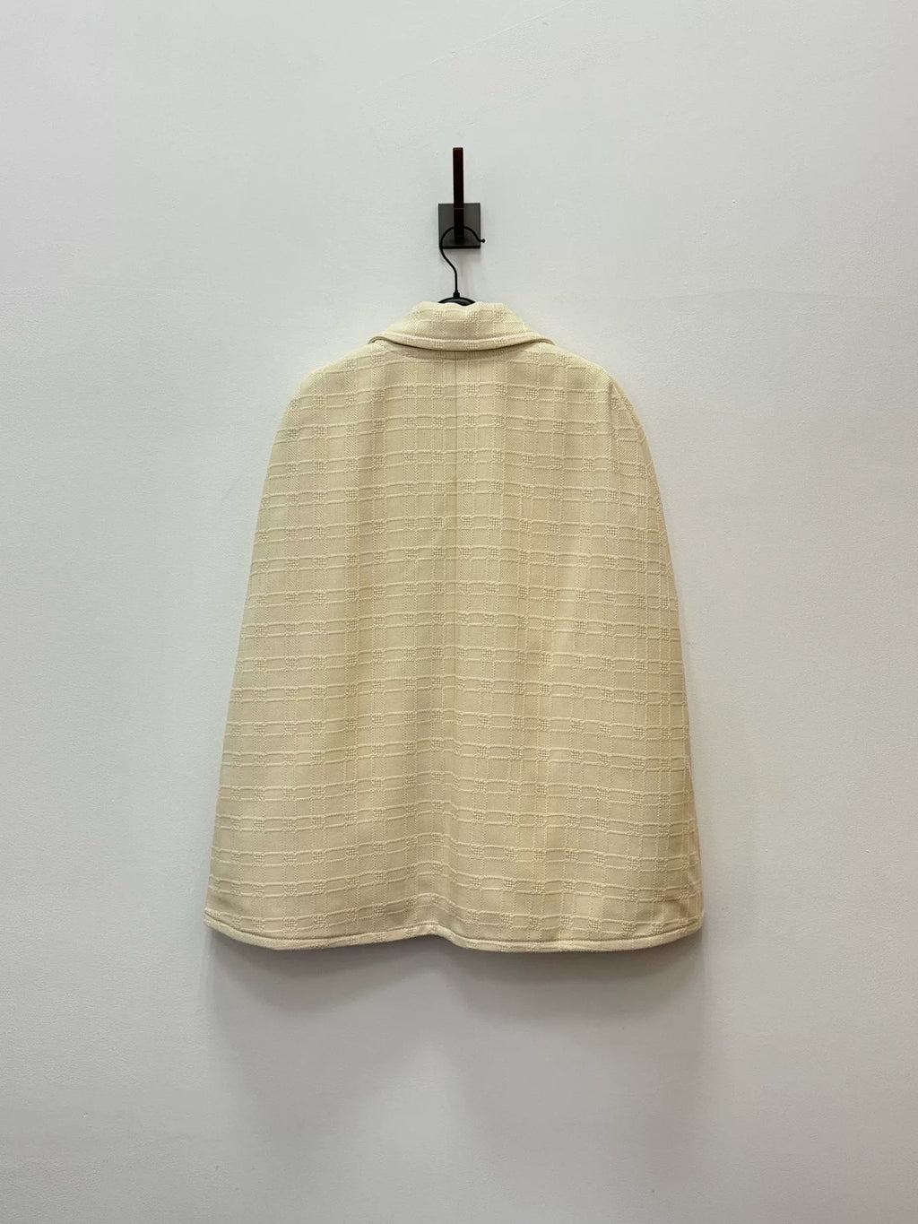 Gucci Off-White Plaid Detachable Cape Vest