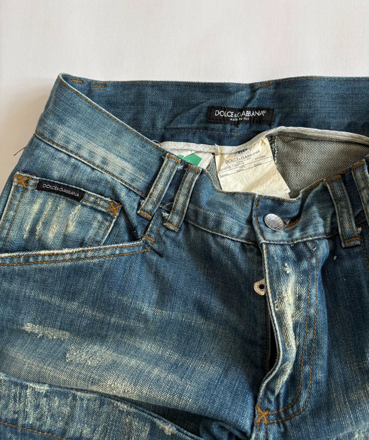 DG patch jeans Dolce&Gabbana vintage pre-owned distressed washed-out ripped patch jeans