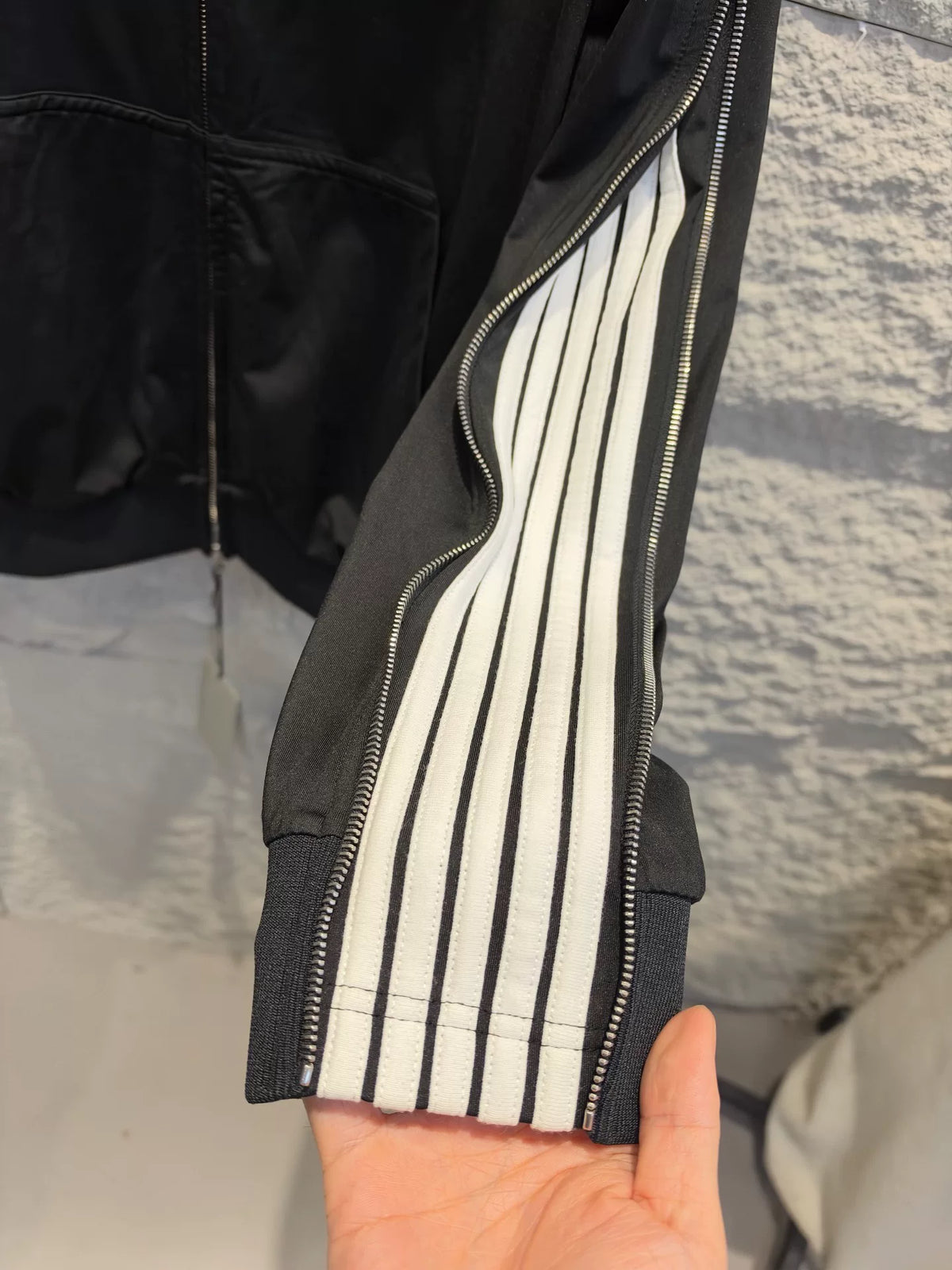 Balenciaga 2026 Black Loop Zip-Up Hooded Jacket