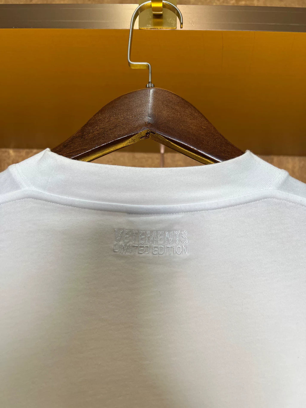 Vetements Single Short Sleeve Top