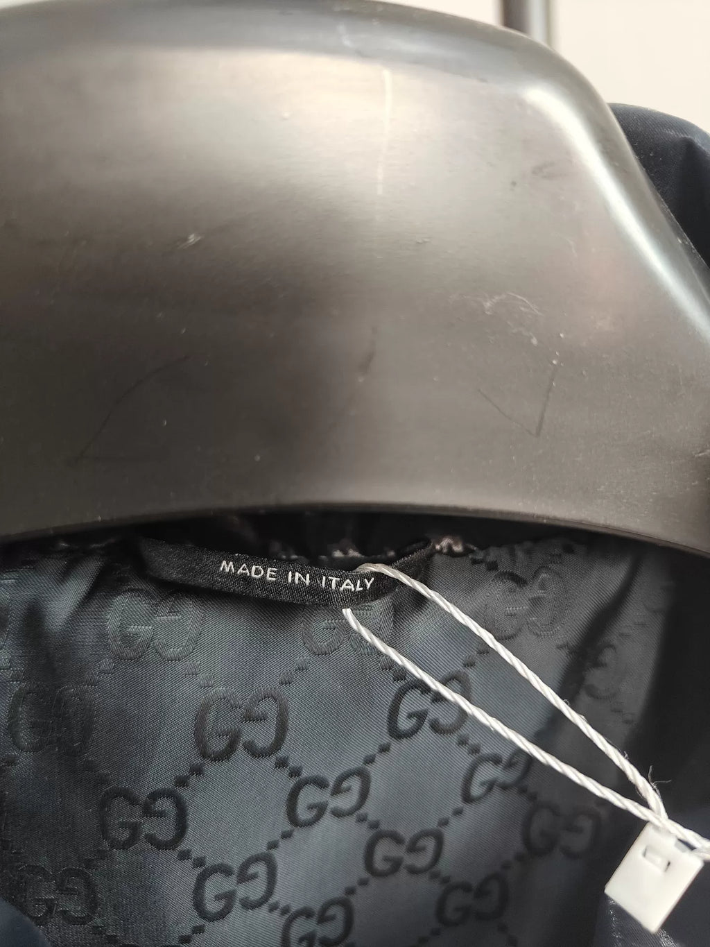 Gucci Shiny Stand-Collar Down Jacket