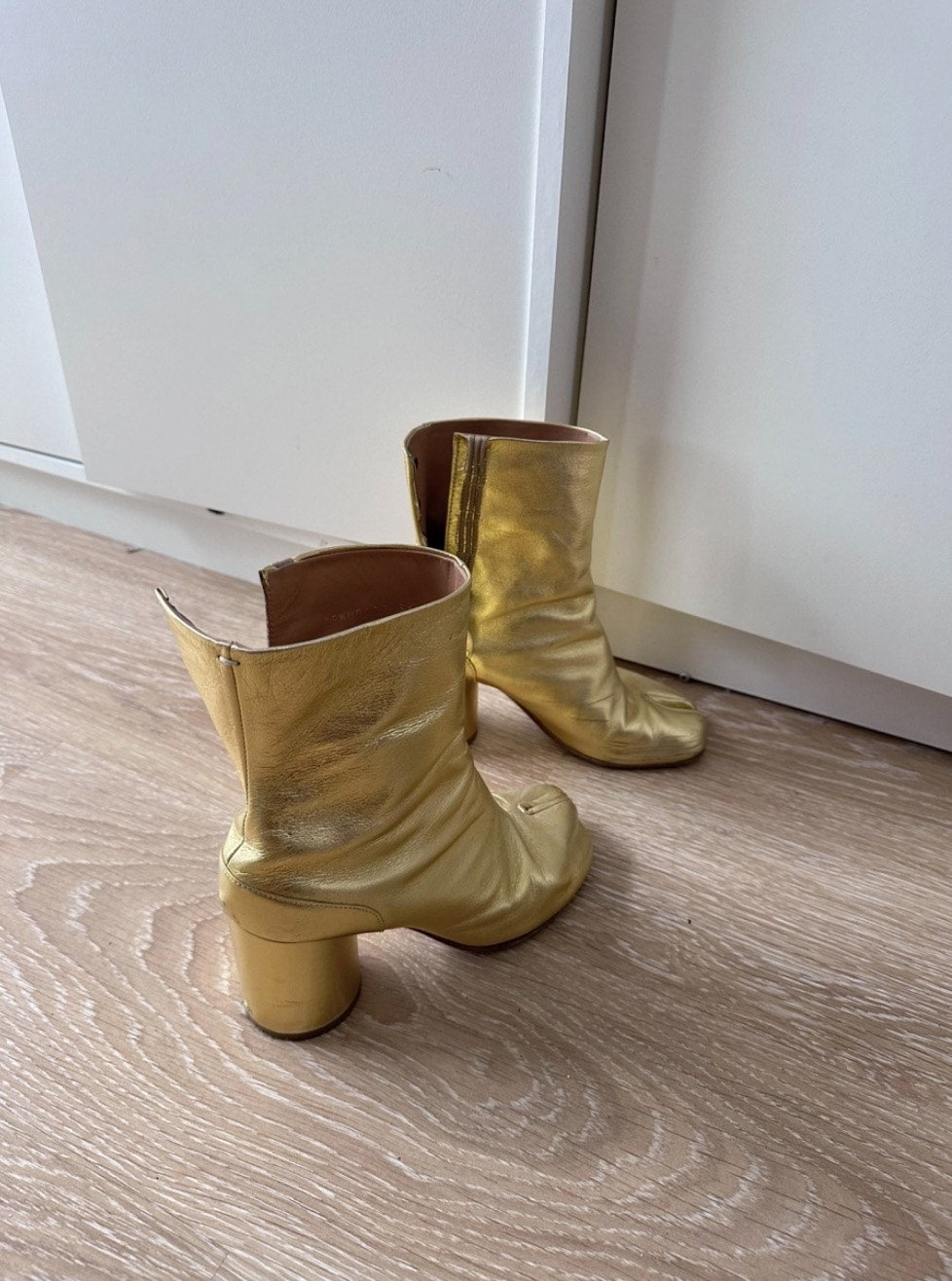 Maison Martin Margiela FW18 Liquid Gold Leather Tabi Shoes