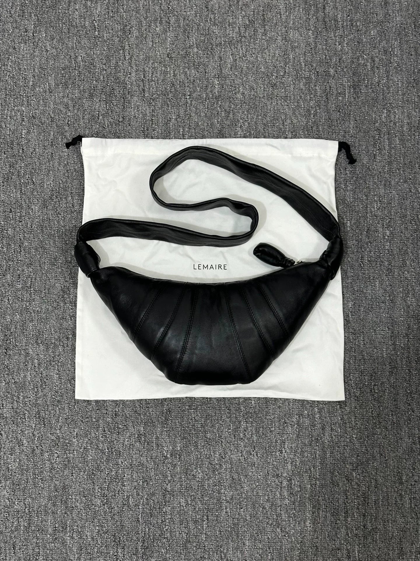 Lemaire Black Sheepskin Croissant 26SS Pocket Bag