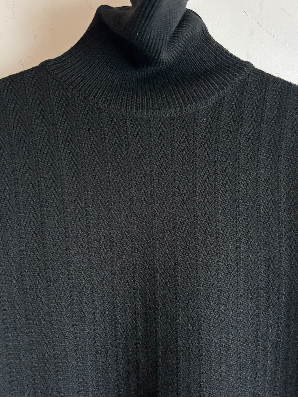 Helmut Lang | 2000s Designer Era Black Turtleneck Sweater
