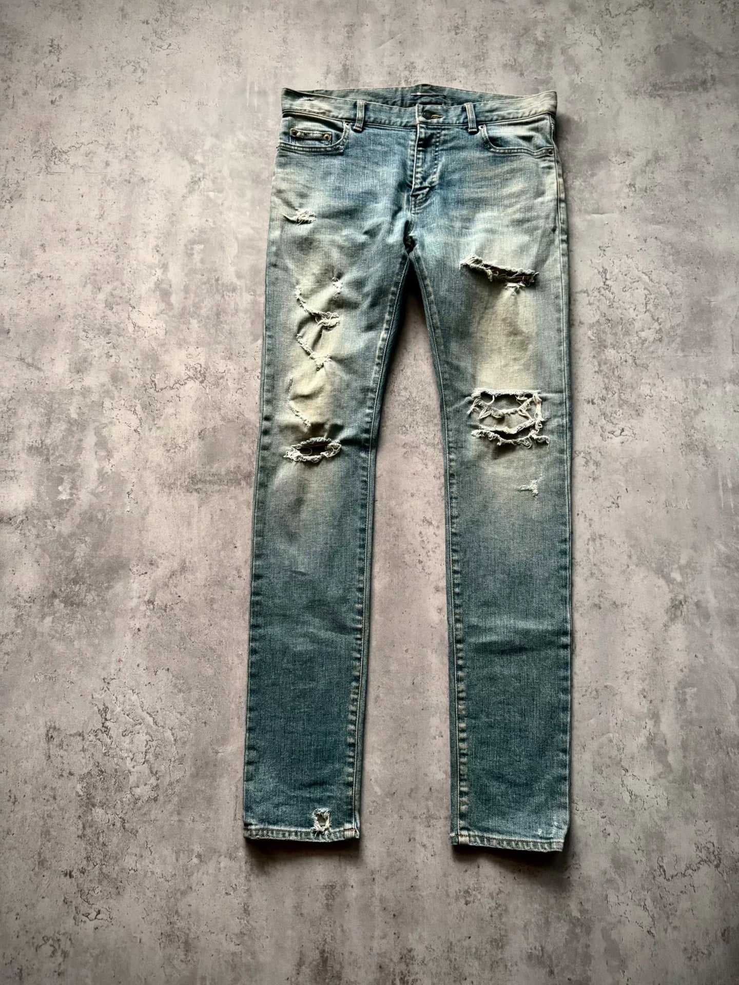 Saint Laurent Paris 16AW D02 Light Wash Distressed Ripped Denim Blue Jeans by Hedi Slimane