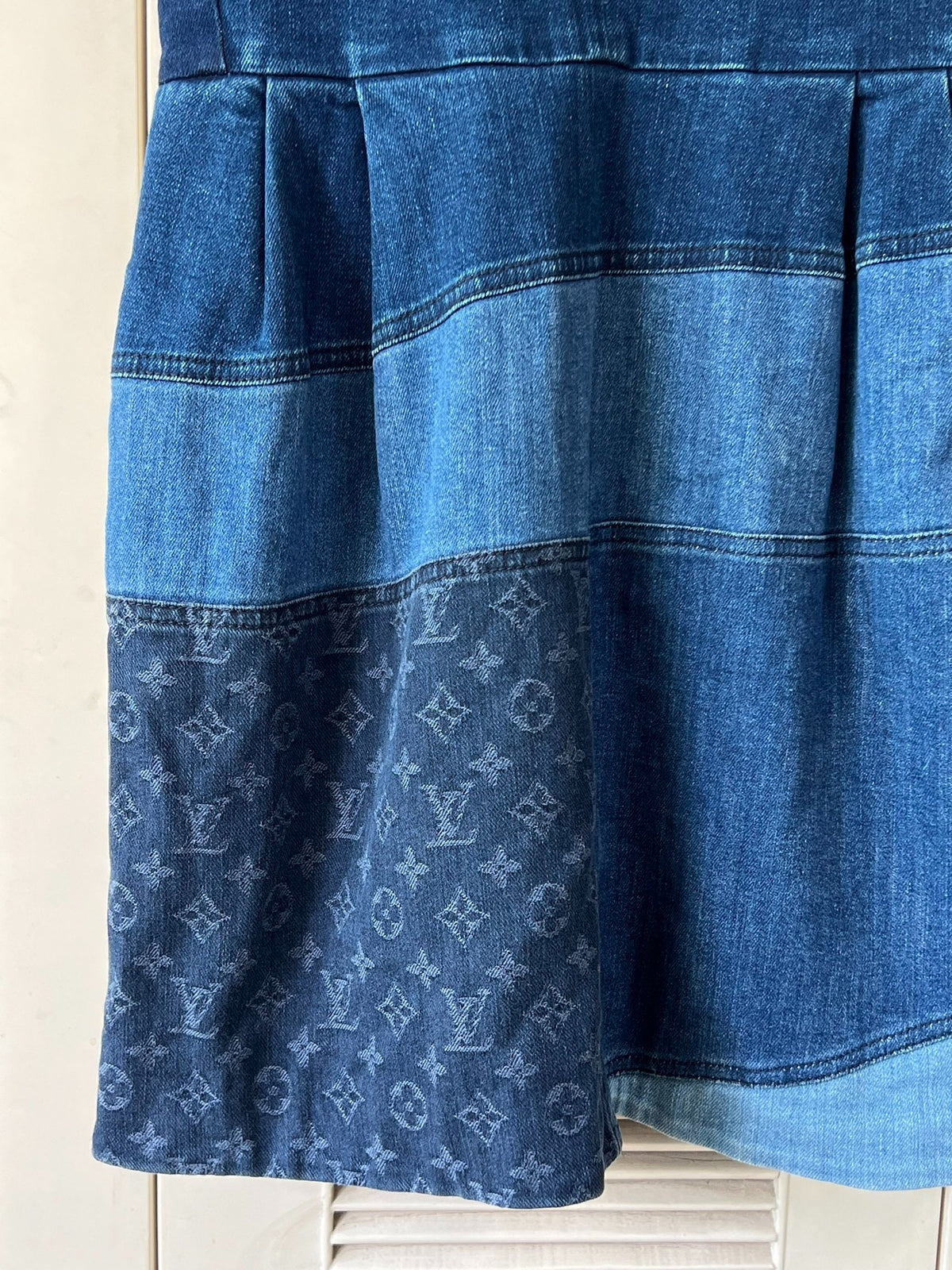 Louis Vuitton women's skirt