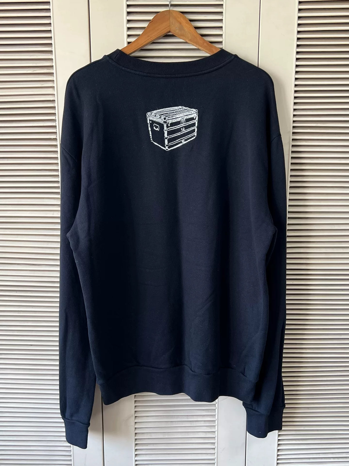 Louis Vuitton black tool embroidery sweatshirt