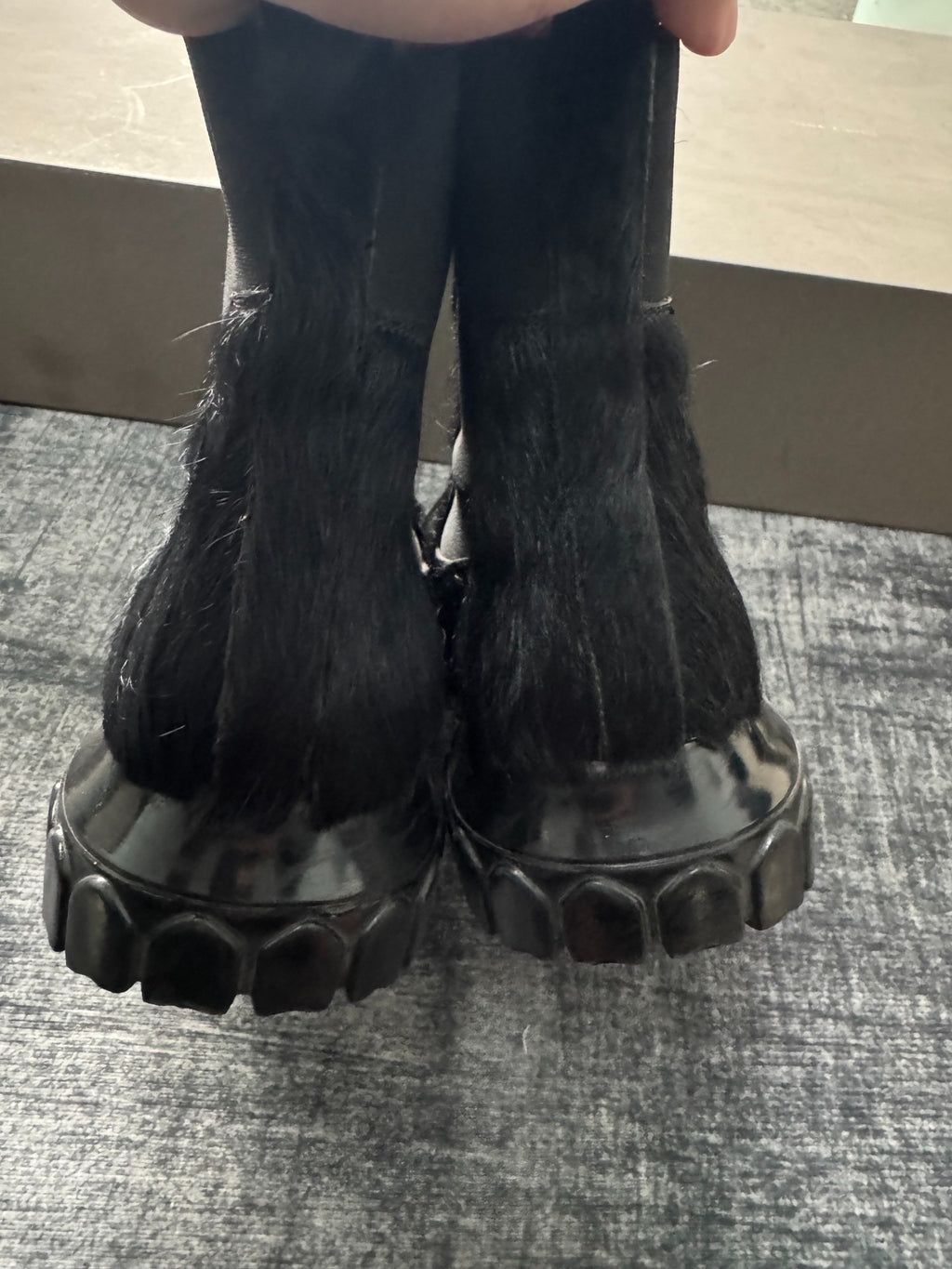 Rick Owens Shorts Bozo Chelsea Fur Boots
