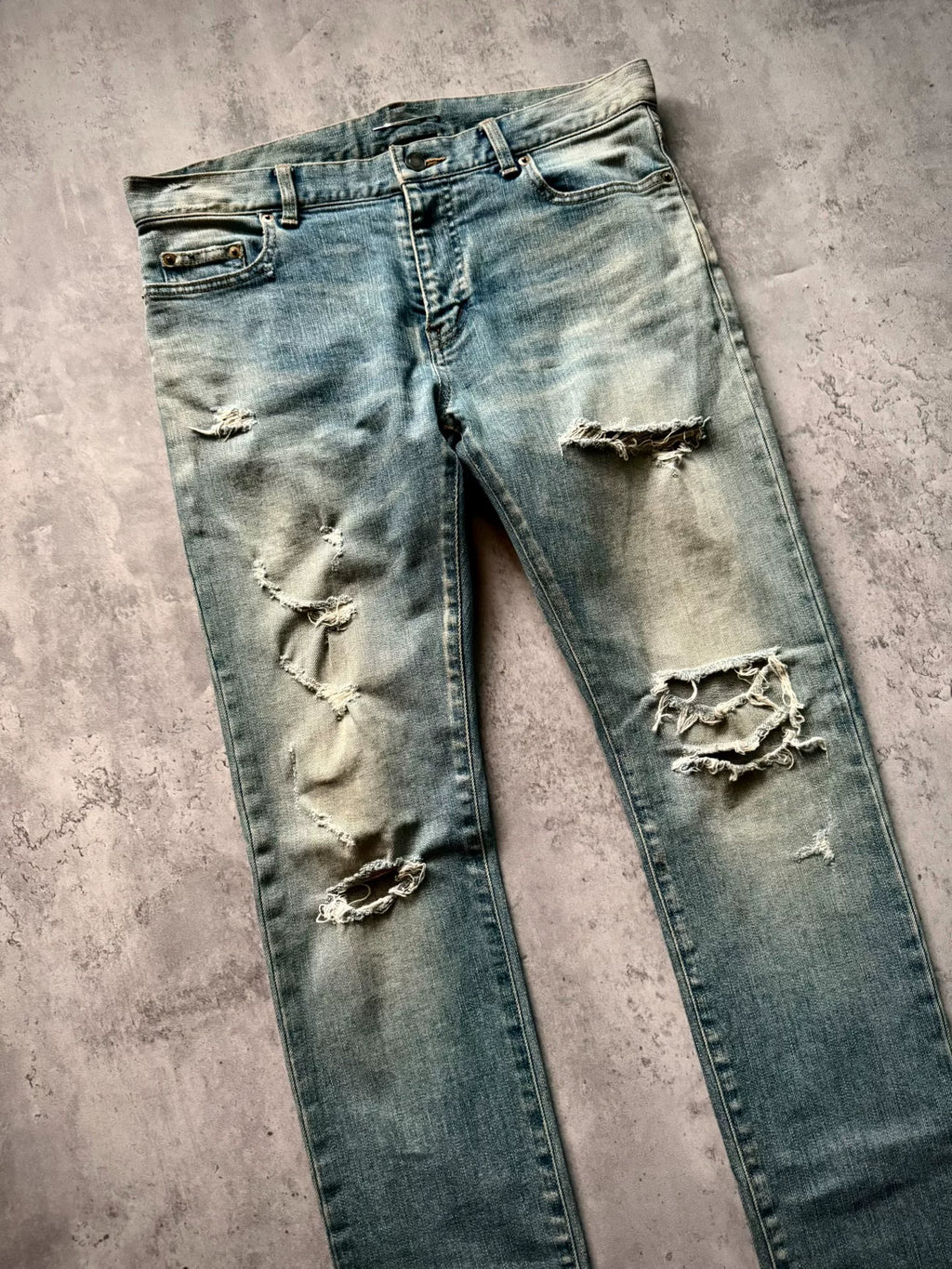 Saint Laurent Paris 16AW D02 Light Wash Distressed Ripped Denim Blue Jeans by Hedi Slimane