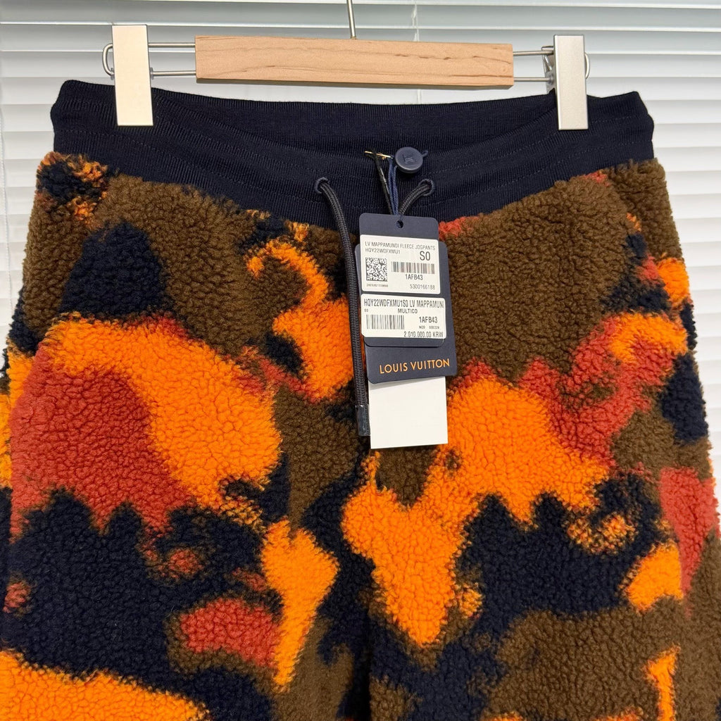 Louis Vuitton Camo All-Over Print Drawstring Orange Fleese Pants