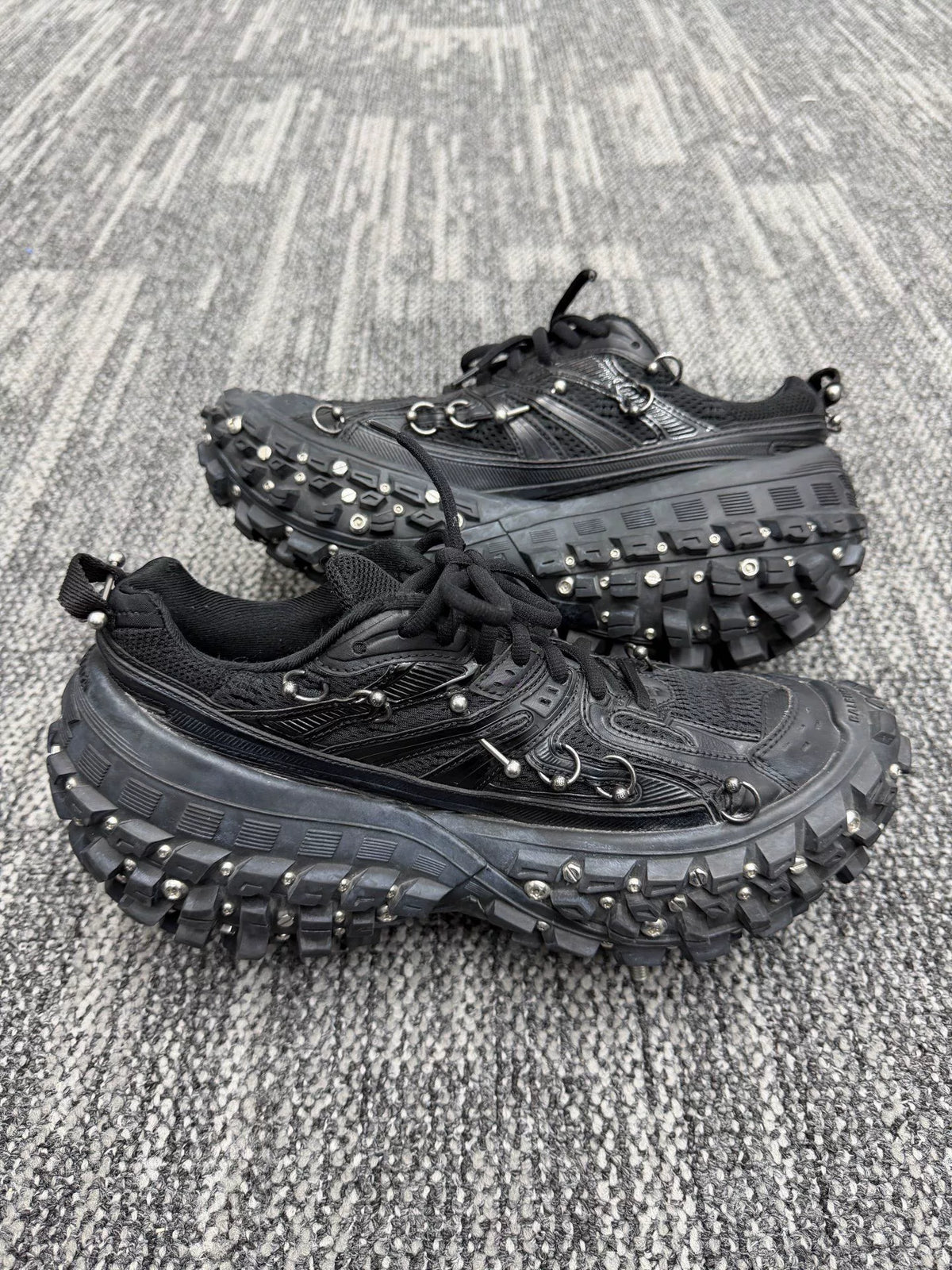 Balenciaga Black Rivet Hook Tire Sneakers