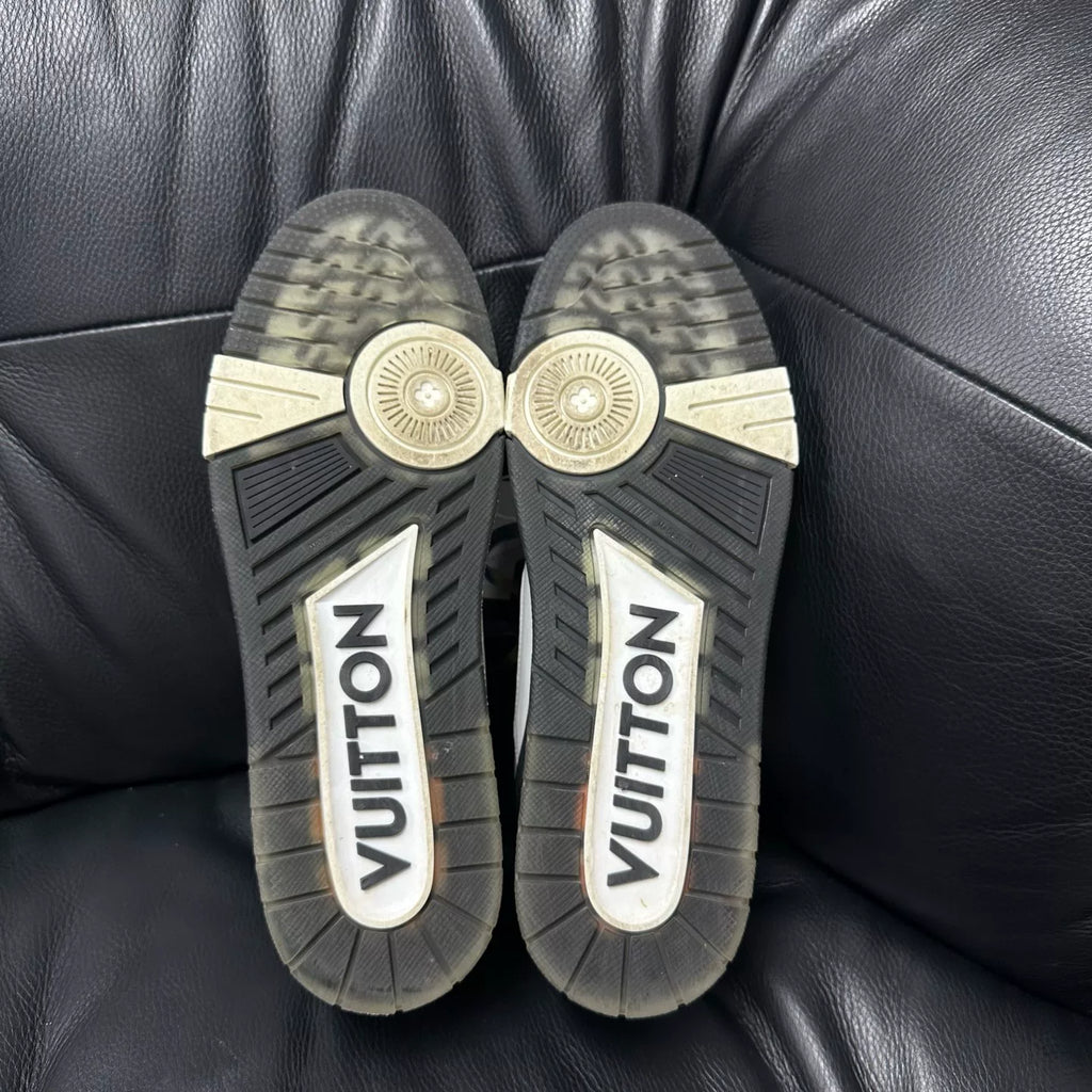 Louis Vuitton Leather Low-Top Trainer Sneakers