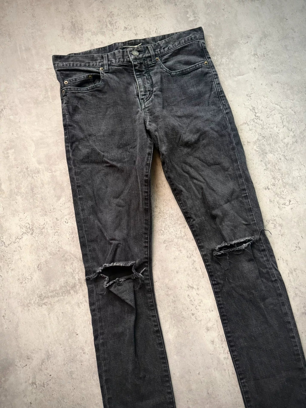 Saint Laurent Paris 14AW D02 Black Washed Distressed Jeans by Hedi Slimane
