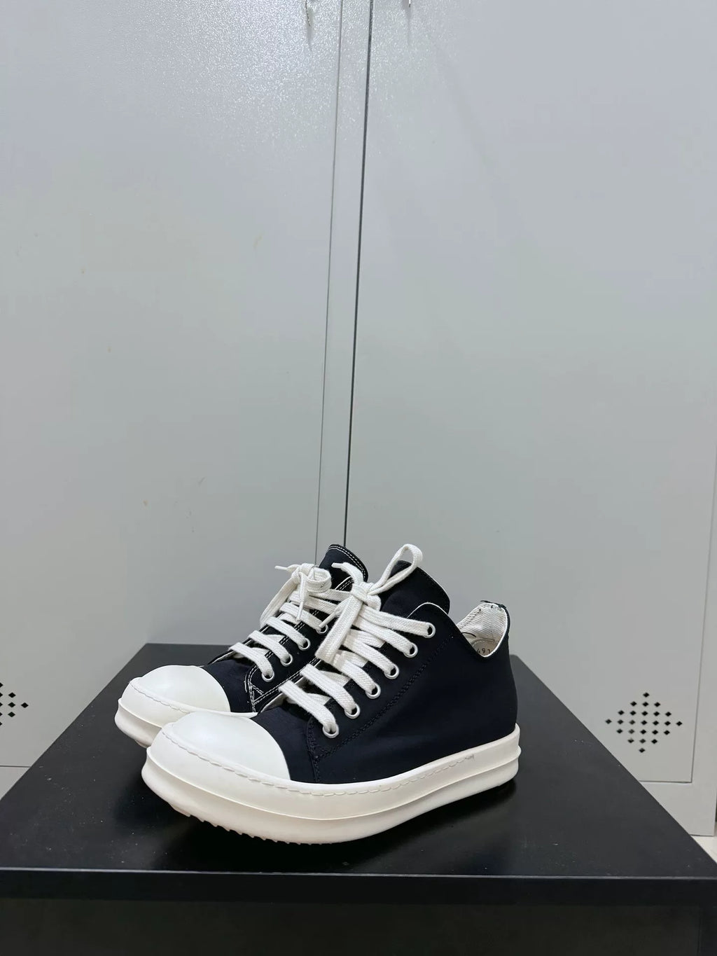 Rick Owens DRKSHDW lace-up low-top Sneakers | Black