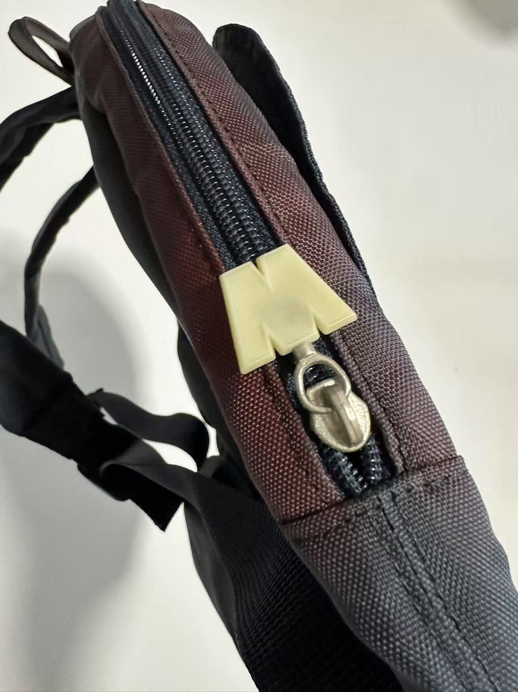 W&LT Hi Robot Pukpuk Backpack