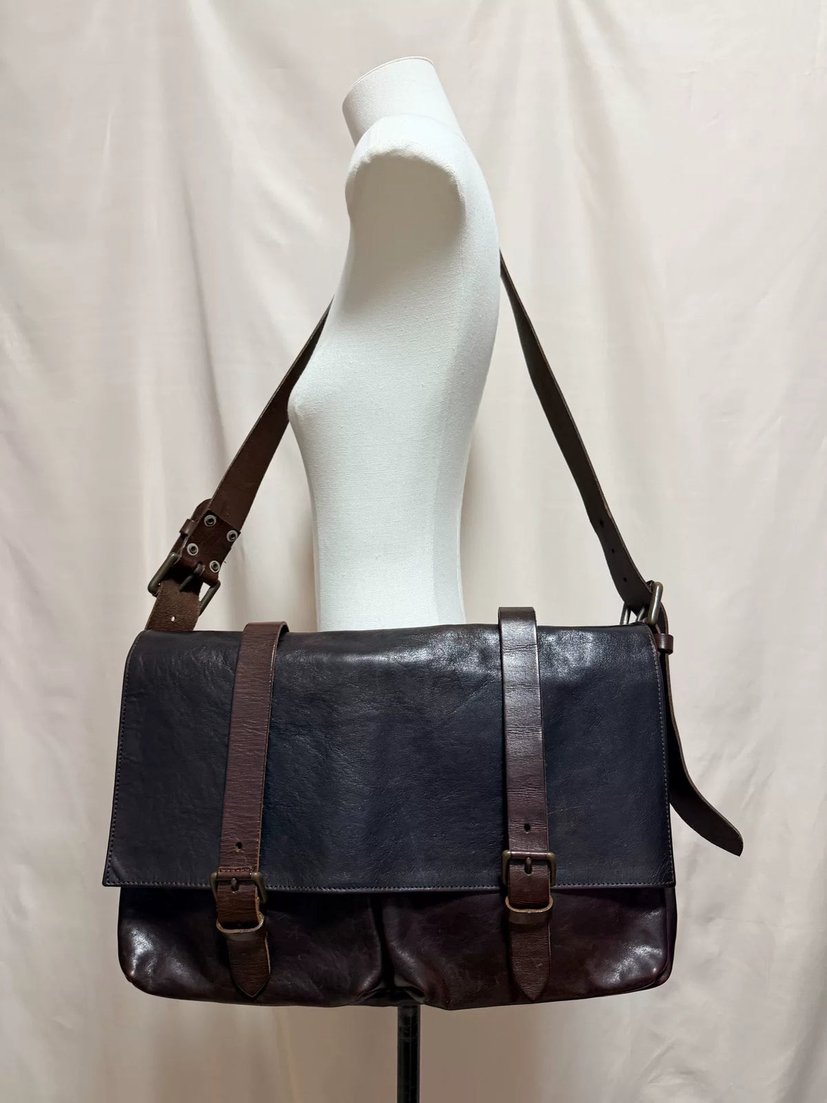 Dries van Noten Crossbody Shoulder Leather Messenger Bag