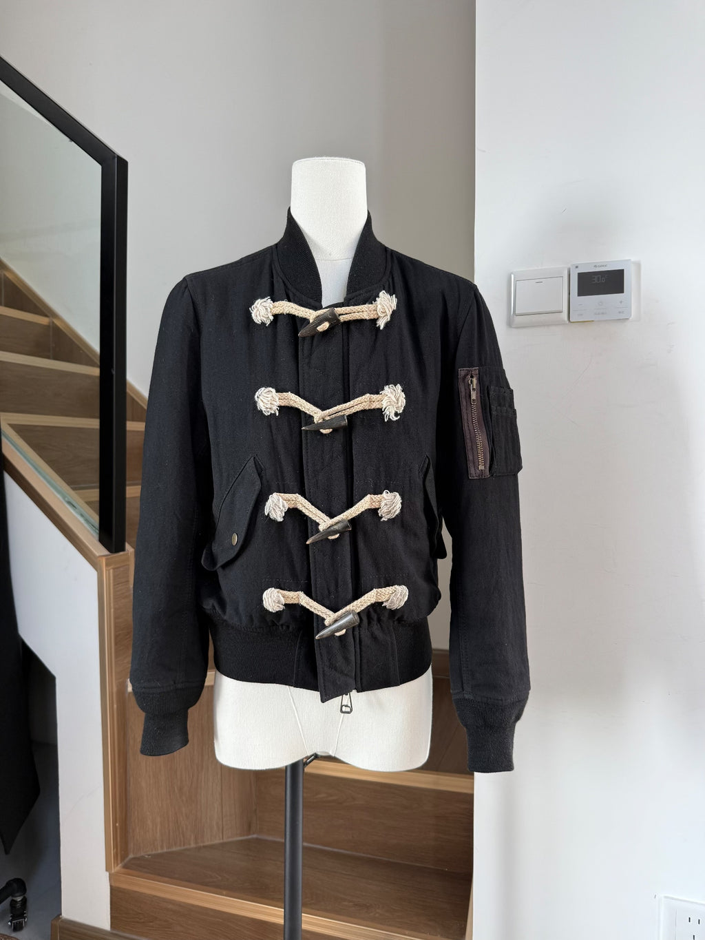 COMME des GARCONS Horn-Buckle Reversible Wool Jacket