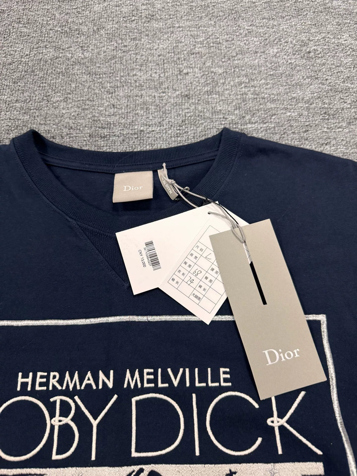 Dior FW26 White Whale Embroidered Crew Neck Short Sleeve Top