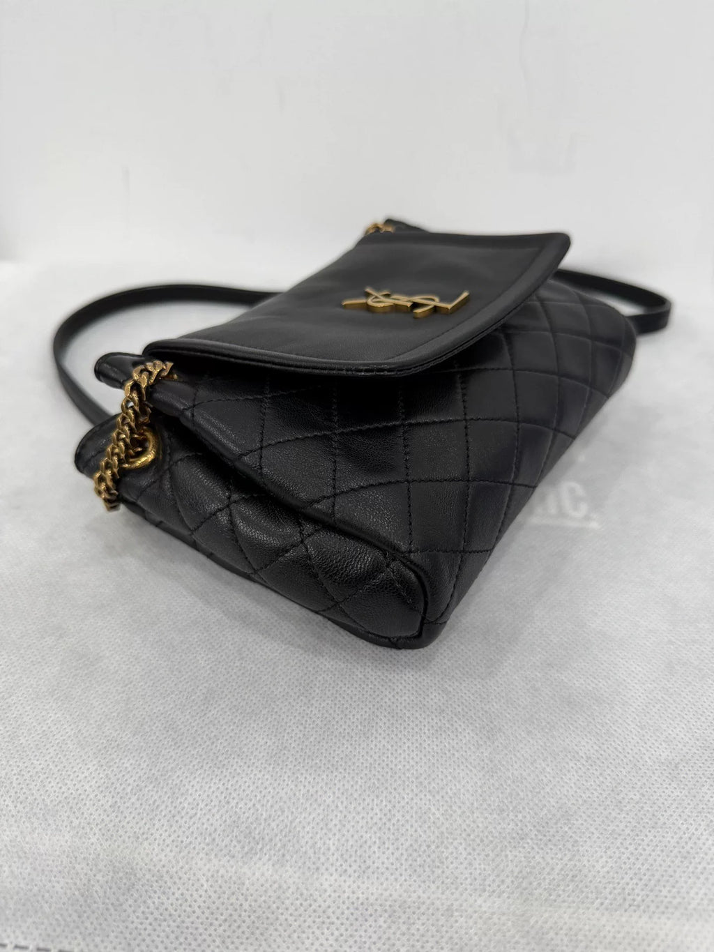 Saint Laurent Black Gold Plaid Chain Nolita Jm156 Crossbody Bag